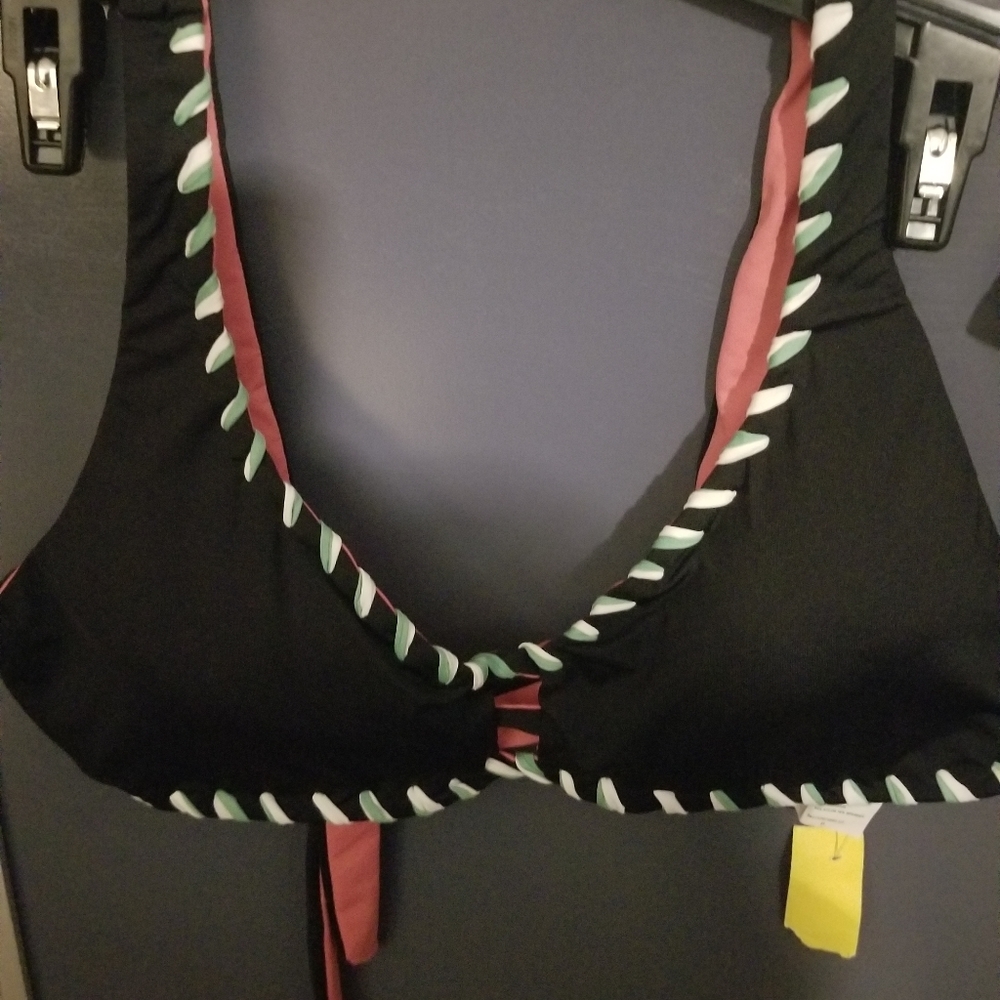 NWT Becca swim bikini top